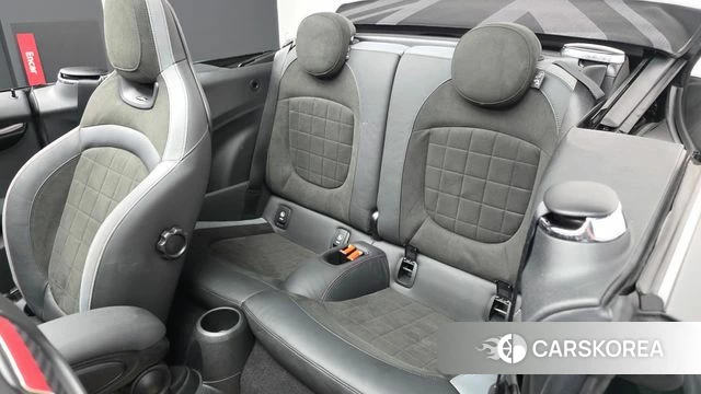 Mini Cooper S Convertible id 4730240 из Кореи 18