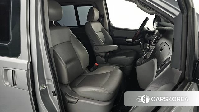 Hyundai The New Grand Starex id 4633186 из Кореи 18