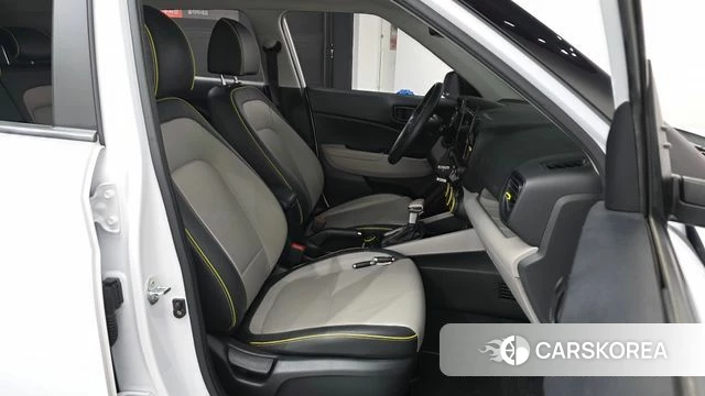 Hyundai Venue id 4423834 из Кореи 18
