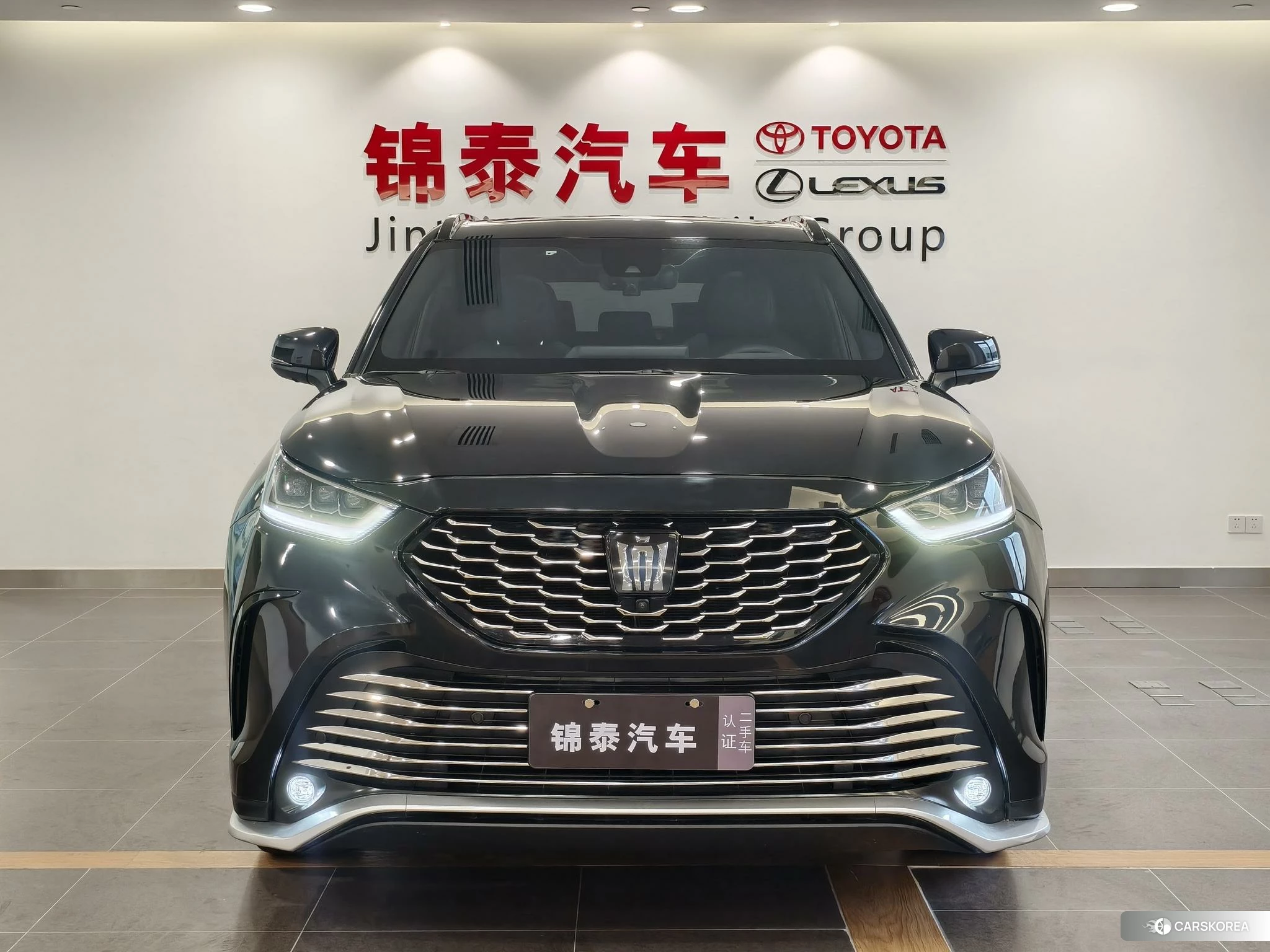 Toyota Crown id 4504753 из Китая 18