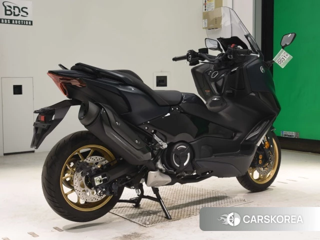 Проданный Yamaha T-MAX 560 TECH MAX 2023 из Японии, фото 2