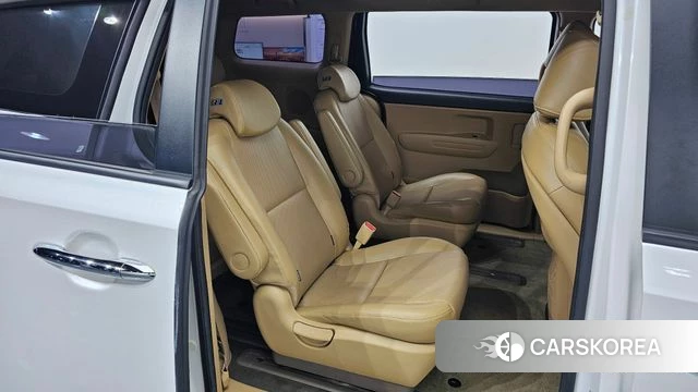 Kia All New Carnival id 4873655 из Кореи 18