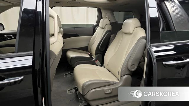 Kia Carnival 4th generation id 4231144 из Кореи 18