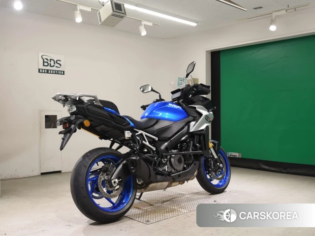 Проданный Suzuki GSX-S1000GX 2024 из Японии, фото 2