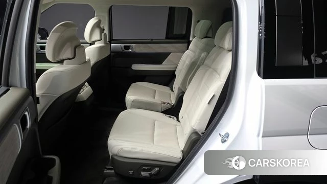 Hyundai Santa Fe (MX5) id 4635557 из Кореи 18