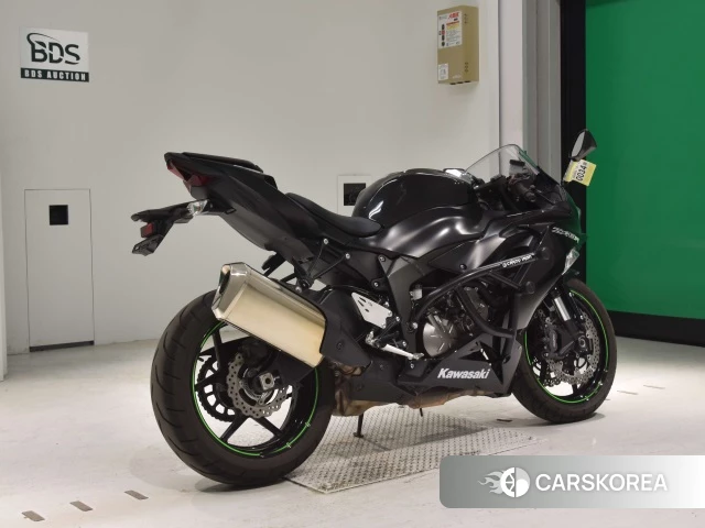 Проданный Kawasaki ZX-6R NINJA ABS 2020 из Японии, фото 2