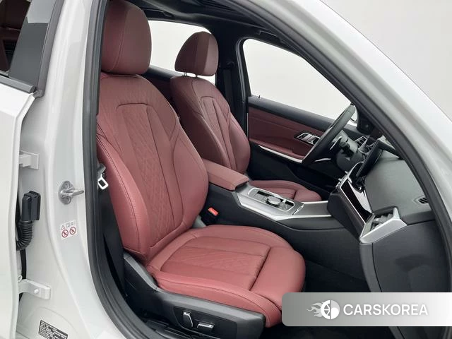 BMW 3 series id 4335822 из Китая 18