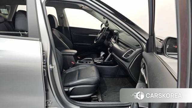 Kia Seltos id 4495500 из Кореи 18