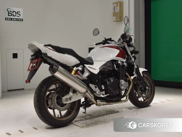 Проданный Honda CB1300SF 2018 из Японии, фото 2