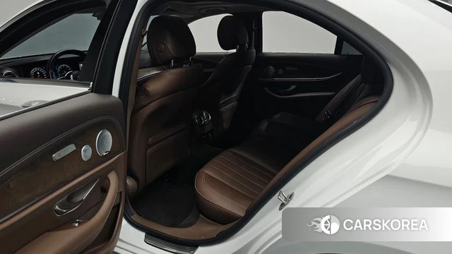 Mercedes-Benz E-Class W213 id 4794153 из Кореи 18