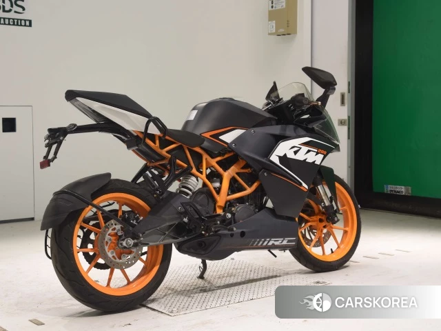 Проданный KTM RC 200 2014 из Японии