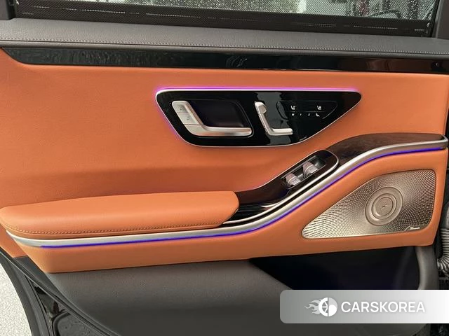Mercedes-Benz S-class id 4263706 из Китая 18