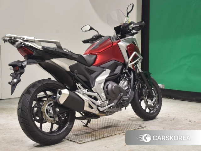 Проданный Honda NC750X DCT 2023 из Японии