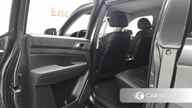 Ssangyong Rexton Sports id 4873389 из Кореи 18