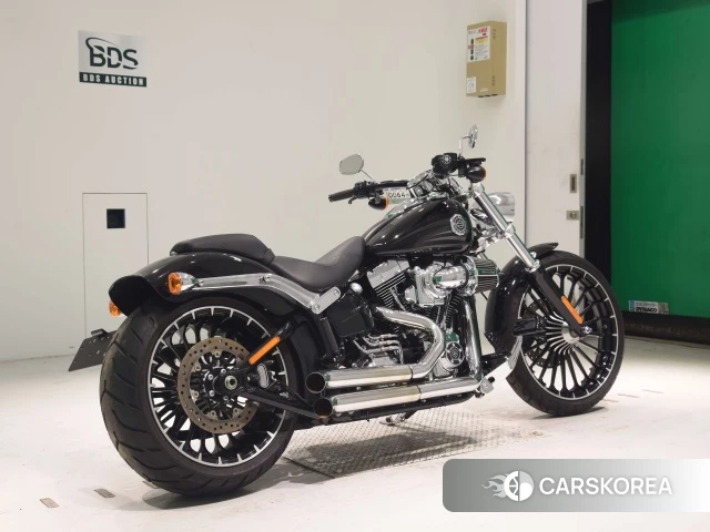Проданный Harley-Davidson Softail Breakout FXSB1690 2017 из Японии
