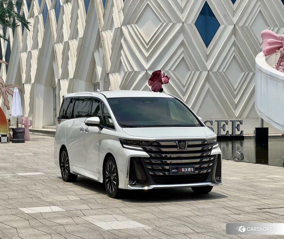 Toyota Vellfire id 4513971 из Китая 18