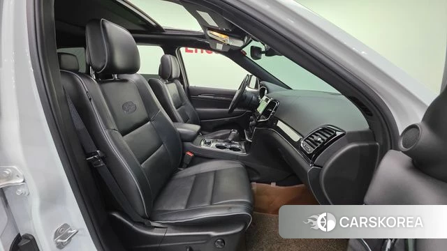 Jeep Grand Cherokee id 4231960 из Кореи 18