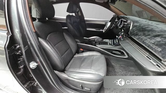 Hyundai The New Grandeur IG id 4232315 из Кореи 18