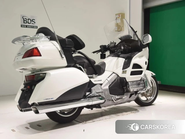 Проданный Honda GL1800 2014 из Японии