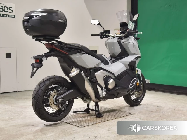 Проданный Honda X-ADV 750 2022 из Японии