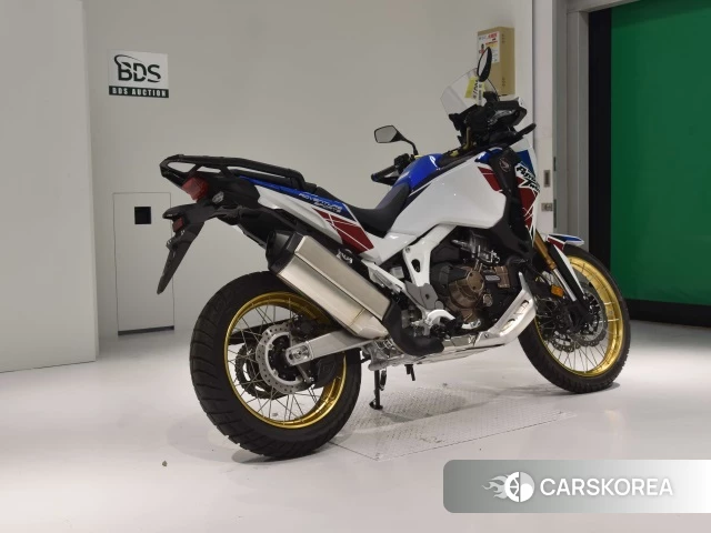 Проданный Honda CRF1100L AFRICA TWIN DCT 2023 из Японии, фото 2