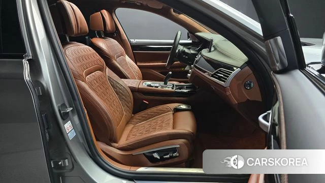 BMW 7 Series (G11) id 4930285 из Кореи 18