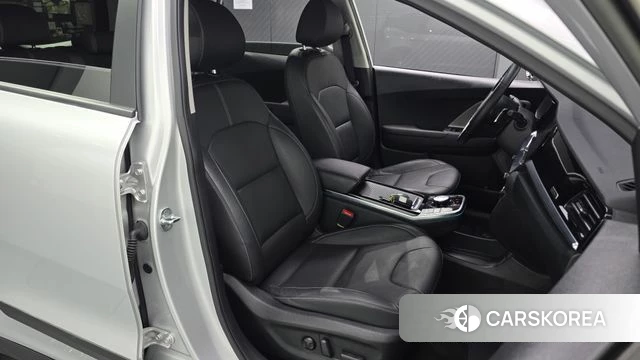 Kia Niro Plus id 4711641 из Кореи 18