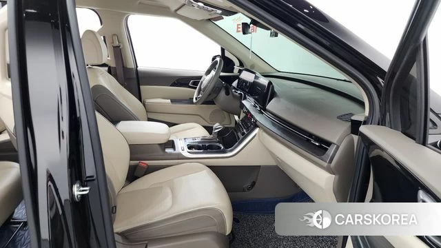 Kia Carnival 4th generation id 4308721 из Кореи 18