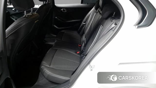 BMW 1 Series (F40) id 4224916 из Кореи 18