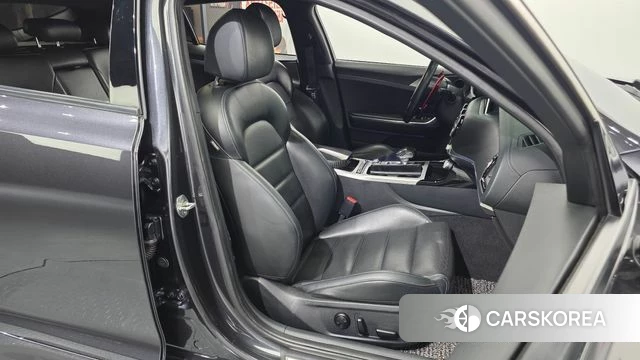 Kia Stinger id 4595720 из Кореи 18