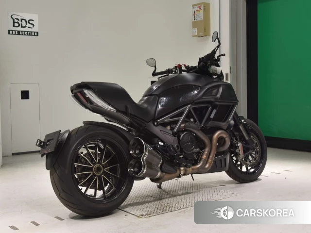 Проданный Ducati DIAVEL DARK 2014 из Японии, фото 2