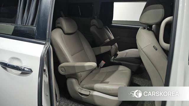 Kia The New Carnival id 4930459 из Кореи 18