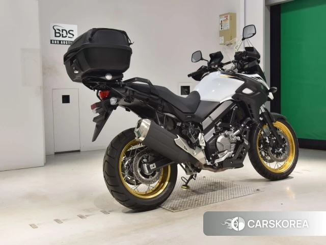 Проданный Suzuki V-STROM 650 XT 2023 из Японии, фото 2