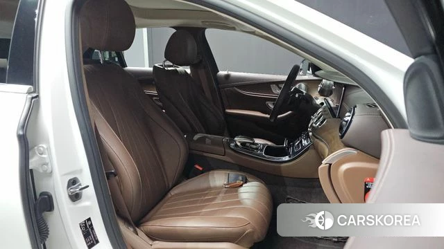 Mercedes-Benz E-Class W213 id 4689011 из Кореи 18