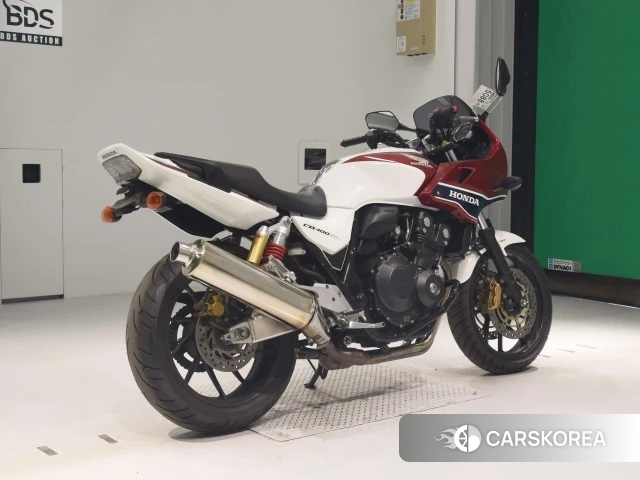 Проданный Honda CB400SF BOLDOR ABS 2016 из Японии, фото 2