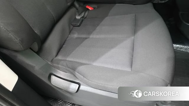 Hyundai Staria id 4396489 из Кореи 18