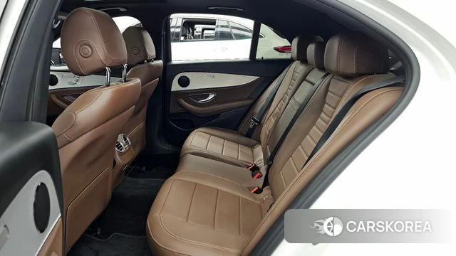 Mercedes-Benz E-Class W213 id 4793738 из Кореи 18