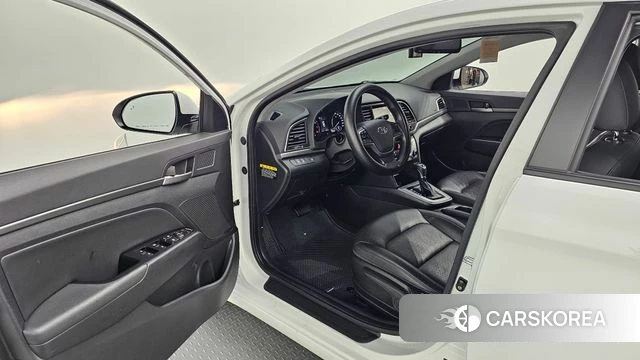 Hyundai Avante AD id 4551884 из Кореи 18