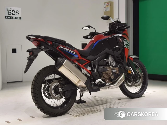 Проданный Honda CRF1100L AFRICA TWIN DCT 2023 из Японии, фото 2