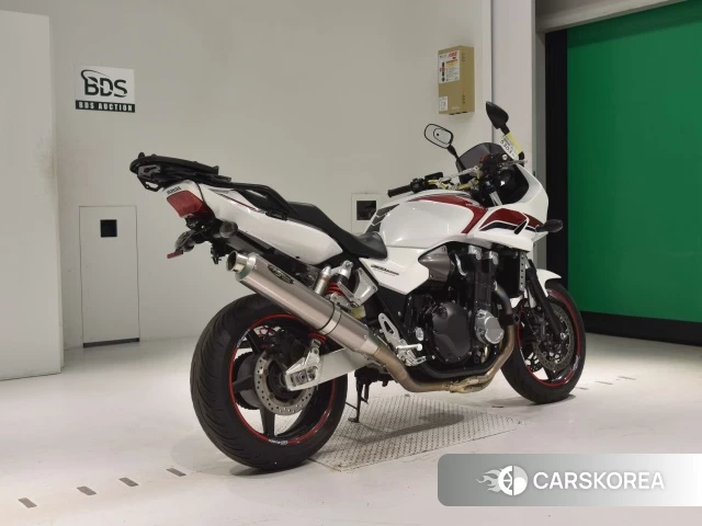 Проданный Honda CB1300SF BOLDOR ABS 2010 из Японии, фото 2