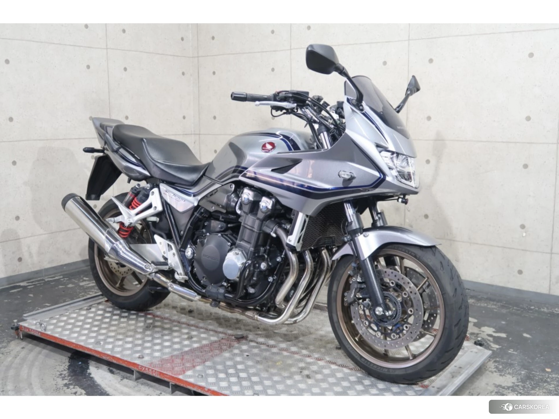 Honda CB1300SF BOLDOR ABS id 4184875 из Японии 18