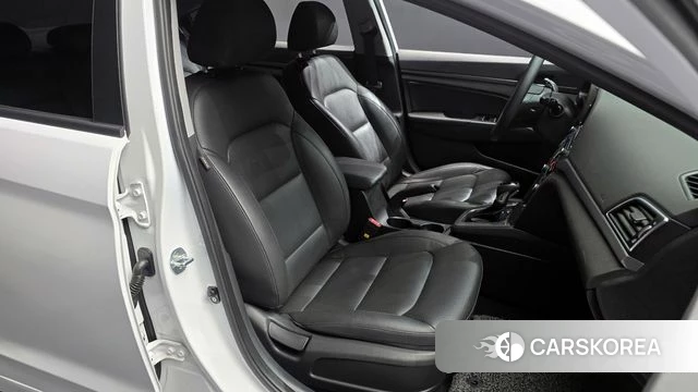 Hyundai Avante AD id 4225634 из Кореи 18