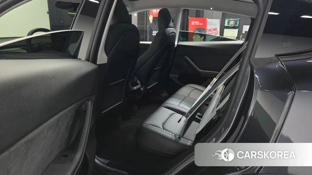 Tesla Model Y id 4523395 из Кореи 18