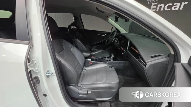 Kia Di Ol Nu Niro id 4905783 из Кореи 18