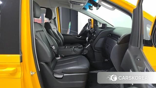 Hyundai Staria id 4194281 из Кореи 18