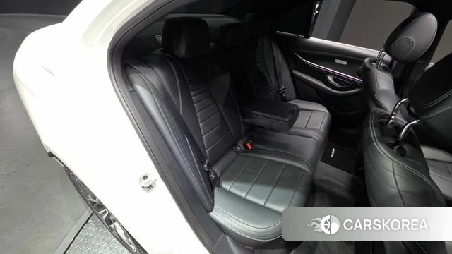 Mercedes-Benz E-Class W213 id 4355656 из Кореи 18