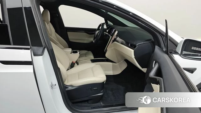 Tesla Model X id 4284186 из Кореи 18