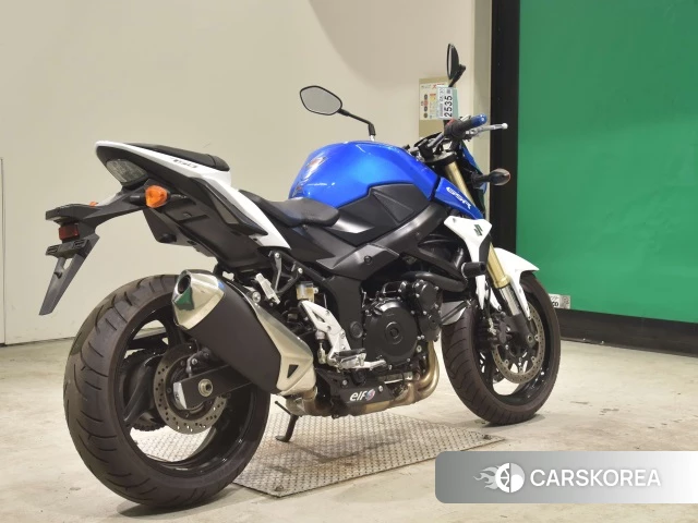 Проданный Suzuki GSR750 ABS 2013 из Японии, фото 2