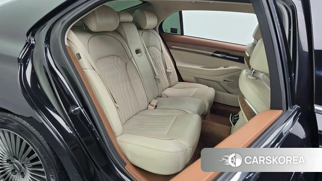 Genesis G90 id 4872638 из Кореи 18