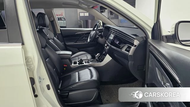 Ssangyong Beautiful Korando id 4520408 из Кореи 18